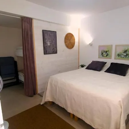 Апартаменты Vista Playa 9 *